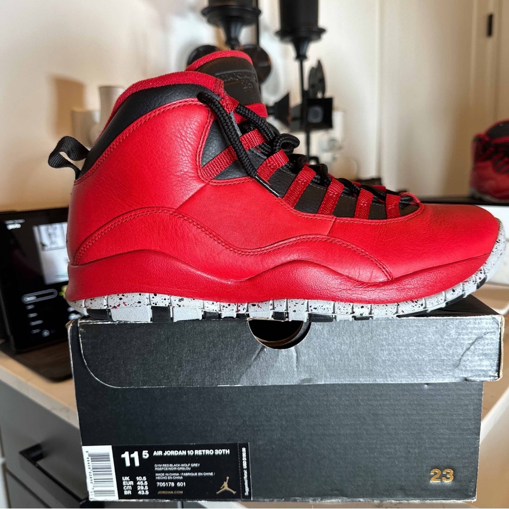 Air Jordan 10 Retro 'Bulls Over Broadway'